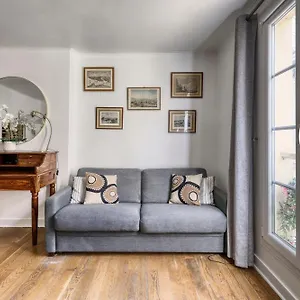 https://welkeys-choiseul-apartment.fr-paris.fr