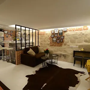 https://loft-basfour-by-patios-du-marais.fr-paris.fr